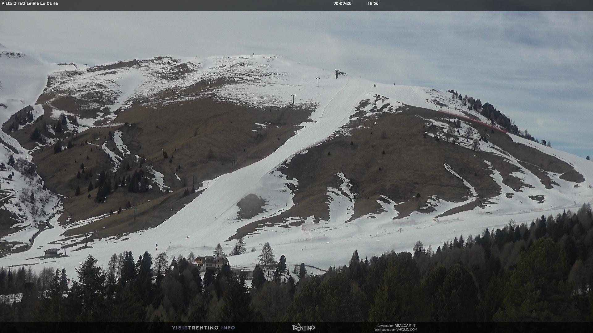 Alpe-Lusia Moena webcam - Castelir, slope Direttissima de Cune