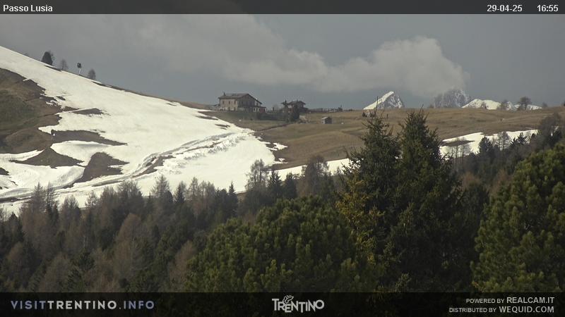 Webcam Moena - Lusia - Passo Lusia. Castelir.